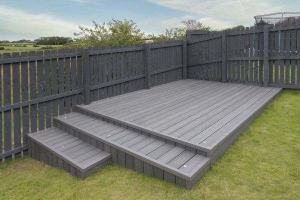 Vinyl Deck Construction in Springfield